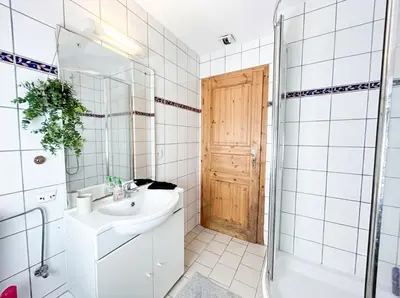 Salle de bains dans l'établissement Duplex de Charme - Turckheim - Route des Vins