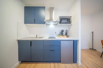 Cuisine ou kitchenette dans l'établissement Saint Fiacre 1er Etage 3 Pers Proche Gare