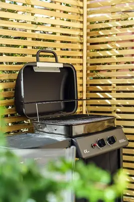 Barbecue disponible mis à disposition des clients de la maison de vacances