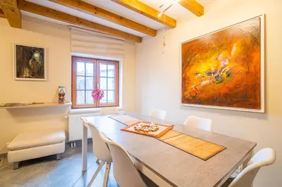Coin salon dans l'établissement Au nid d'Alsace - SPA et sauna privé