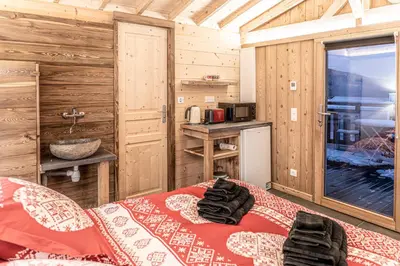 Cuisine ou kitchenette dans l'établissement Chalets Spa Panoramiques des 3 Vallées