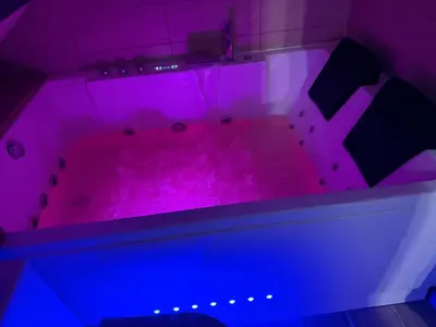 Plan de l'établissement Appartement jacuzzi et spa étoile Mystérieuse