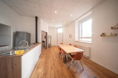 Cuisine ou kitchenette dans l'établissement Le Bateau d'Alma Chic apartment for 6 people