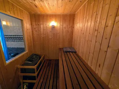 Plan de l'établissement Maison calme en forêt avec sauna et fibre - 10 pers. - FR-1-583-514