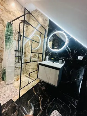 Salle de bains dans l'établissement Le First Class-Résidence prestige euroairport