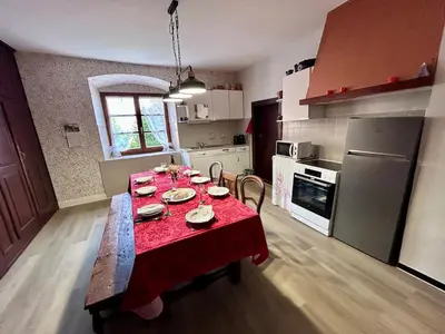 Cuisine ou kitchenette dans l'établissement Maison alsacienne sur la route des vins