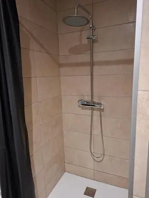 Salle de bains dans l'établissement Secret Night