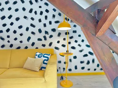 Coin salon dans l'établissement Yellow Suite - Design Stay for 3 - Alsace - Vosges