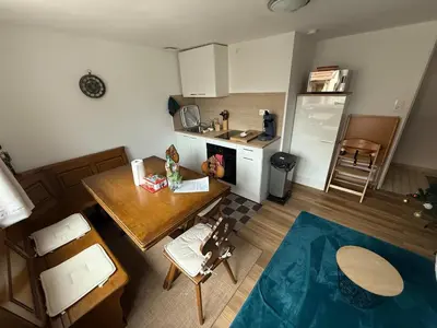 Cuisine ou kitchenette dans l'établissement Maison atypique Alsacienne