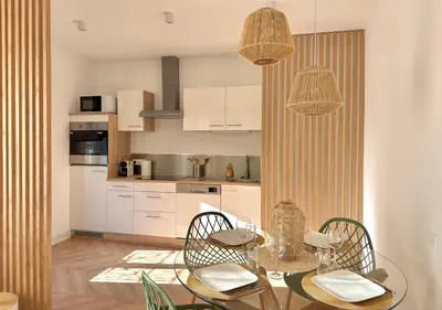 Cuisine ou kitchenette dans l'établissement Appartement, climatisé, Netflix, centre