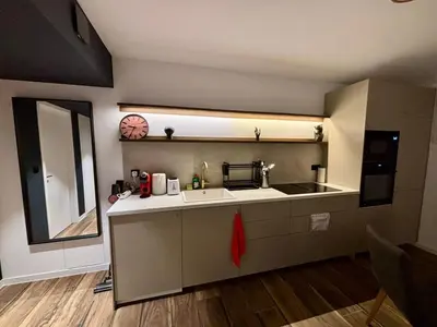 Cuisine ou kitchenette dans l'établissement Appartement avec garage - 5mn aéroport Bâle