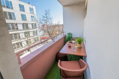 Balcon ou terrasse dans l'établissement Studio 3pers, proche gare, aéroport et frontière