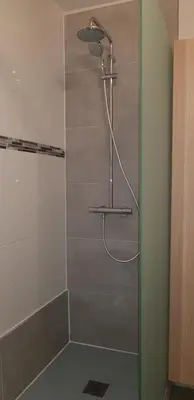 Salle de bains dans l'établissement Gite hyper centre 10 pers