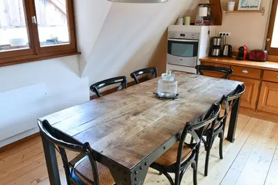 Cuisine ou kitchenette dans l'établissement Appartement Gaspard & Lilly avec Balcon