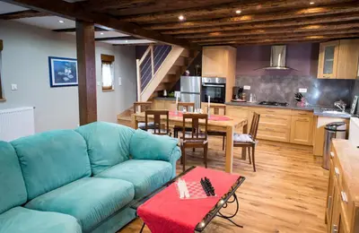 Cuisine ou kitchenette dans l'établissement la petite maison