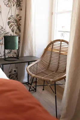 Télévision ou salle de divertissement dans l'établissement Appartement A Travers Champs avec Sauna et Parking
