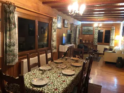 Coin salon dans l'établissement Chalet Braunkopf ALSACE