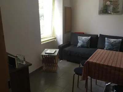 Coin salon dans l'établissement Gîte côté jardin