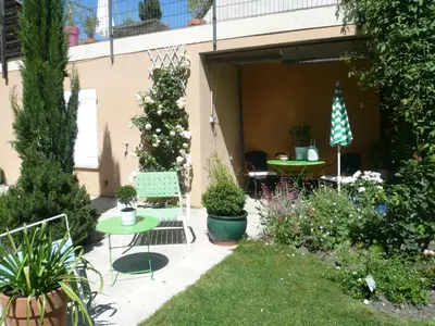 Jardin de l'établissement Gite Jasmin