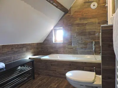 Salle de bains dans l'établissement Les Chambres de Louise
