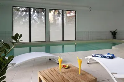 Piscine de l'établissement Aparthotel Adagio Access Saint Louis Bâle ou située à proximité