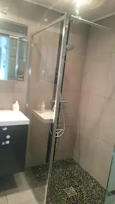 Salle de bains dans l'établissement En attique - Residence le Ronsard