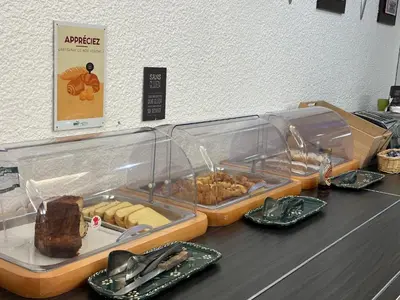 Nourriture dans l'hôtel ou à proximité