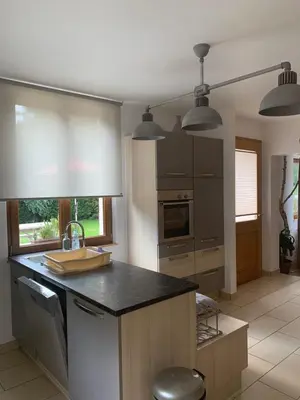 Cuisine ou kitchenette dans l'établissement Les Hirondelles