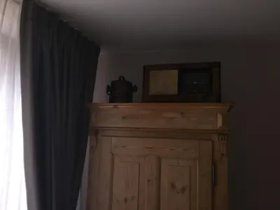Télévision ou salle de divertissement dans l'établissement Les Hirondelles