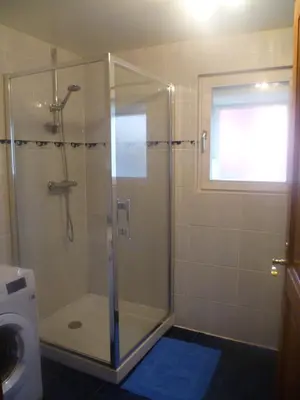 Salle de bains dans l'établissement Gite le Schnouki