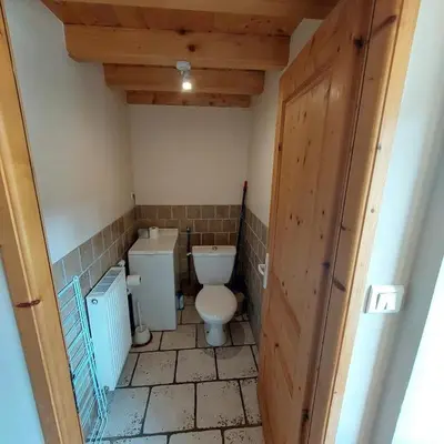 Salle de bains dans l'établissement Equi'val