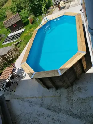 Piscine de l'établissement Gite Eden ou située à proximité