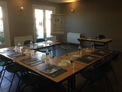 Espace de conférence ou salle de réunion dans l'établissement Campanile Mulhouse - Illzach Ile Napoléon