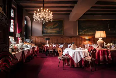 Restaurant ou autre lieu de restauration dans l'établissement Hôtel des Deux Clefs