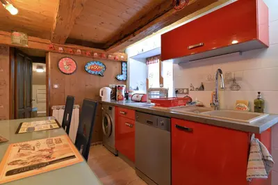 Cuisine ou kitchenette dans l'établissement Gîte de la Chapelle des Mineurs