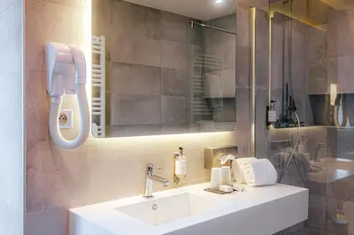 Salle de bains dans l'établissement Hotel Au Nid De Cigognes