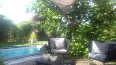 Piscine de l'établissement La Maison D'ayona ou située à proximité