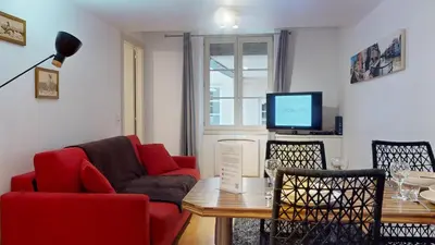Coin salon dans l'établissement Celinovacances
