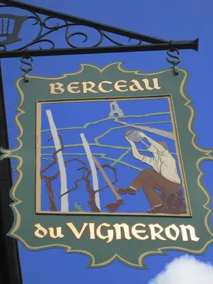 Certificat, récompense, panneau ou autre document affiché dans l'établissement Hôtel Berceau Du Vigneron