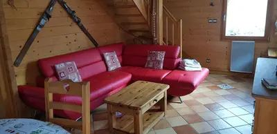 Coin salon dans l'établissement Chalet Biazot