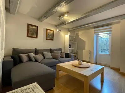 Coin salon dans l'établissement Gîte Aux P'tits Cœurs d'Alsace