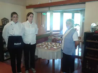 Membres du personnel de l'établissement Hotel Restaurant Home Des Hautes Vosges