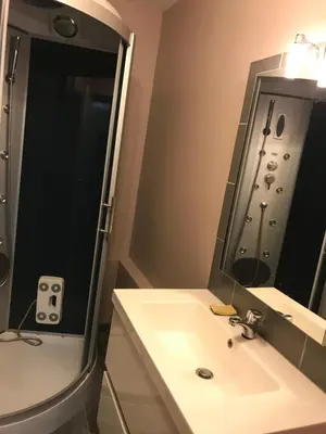 Salle de bains dans l'établissement La trinite