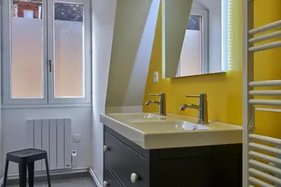 Salle de bains dans l'établissement Les Appartements Saint-Martin