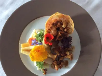 Nourriture dans l'hôtel ou à proximité