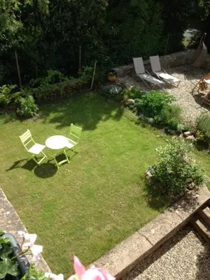 Jardin de l'établissement chambres d'hotes 