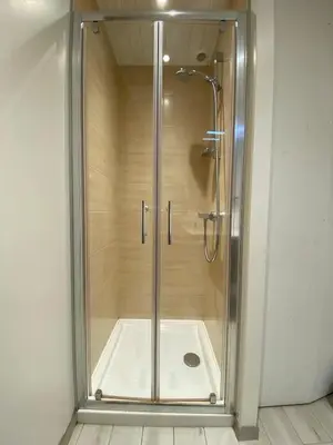 Salle de bains dans l'établissement Chalet Sapin