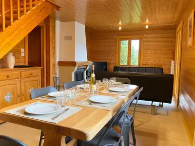 Coin salon dans l'établissement Chalet Sapin