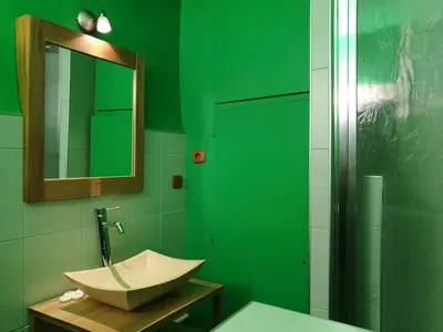Salle de bains dans l'établissement Au Cep de Vigne
