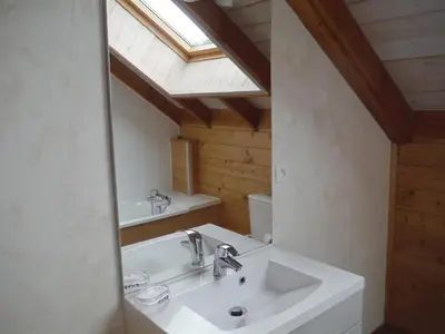 Salle de bains dans l'établissement Les airelles